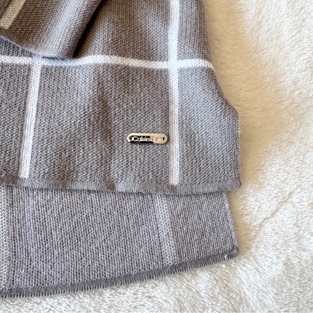 🎅 3/$15 SALE Calvin Klein Women's Gray Windowpane Cowl Neck Sweater - Medium - Picture 7 of 9